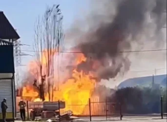 ՏԵՍԱՆՅՈՒԹ․ ԱԹՍ-ներով հարձակում՝ ՌԴ-ում․ կան տուժածներ․ բռնկվել է խոշոր հրդեհ