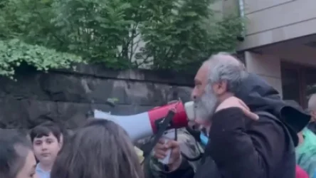 ՏԵՍԱՆՅՈՒԹ. Սա մեր բեռն է, չպետք է թողնենք սերունդներին. Բագրատ Սրբազան