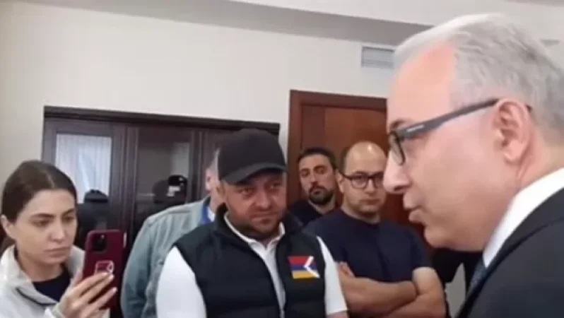 Արտաքին գործերի փոխնախարարը հրաժարվում է ասել, որ Արցախը չի լինելու Ադրբեջանի կազմում