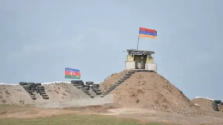 ԿԱՐԵւՈՐ․ ՀՀ-ի և Ադրբեջանի փոխվարչապետերը հանդիպել են միջպետական սահմանին