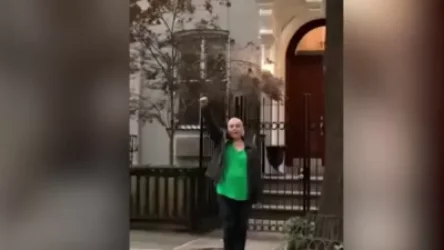 ՏԵՍԱՆՅՈՒԹ. Շուշան Պետրոսյանը Նյու Յորքում մենակ բողոքի ակցիա է իրականացրել