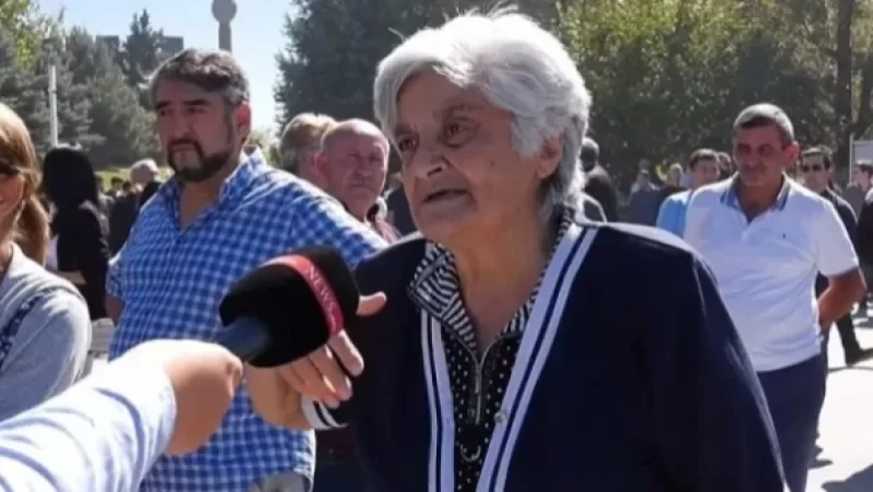 «Ա՛յ ստոր, տե՞նց են ցավակցում». զոհվածի մայրը՝ Ջհանգիրյանին