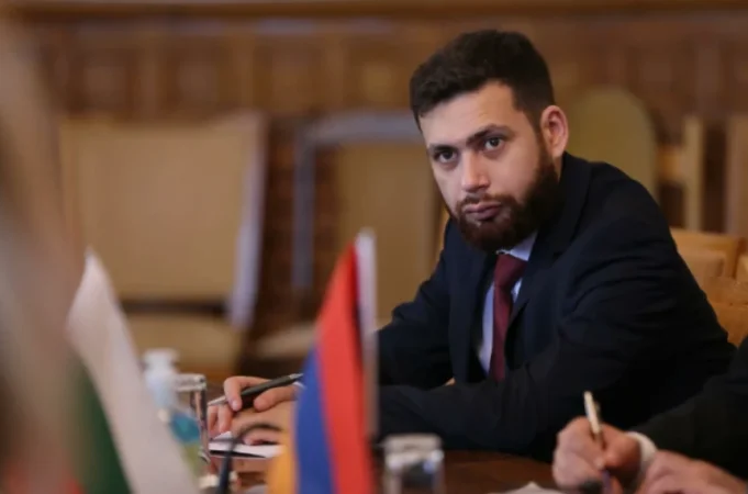 Հայ-ադրբեջանական հարաբերությունները` ՆԱՏՕ-ի կենտրոնակայանում