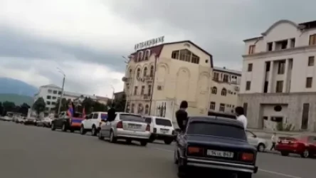 ՏԵՍԱՆՅՈՒԹ․ «Դիմադրությունը արդեն Արցախում է». իրազեկման երթ Ստեփանակերտում