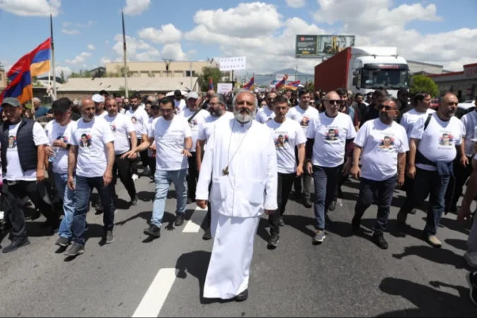 Բագրատ սրբազանը ՀՀ իշխանություններին խորհուրդ է տվել