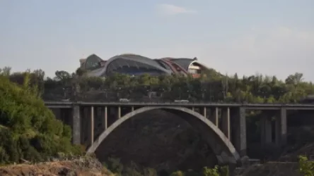 Քաղաքացին ցած է ընկել Կիևյան կամրջից. նա հոսպիտալացվել է