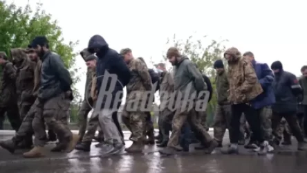 ՏԵՍԱՆՅՈՒԹ. Ինչ պայմաններում են պահվում զենքերը վայր դրած ուկրաինացիները. բացառիկ կադրեր