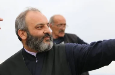 Բագրատ Սրբազանը դիմել է ոստիկաններին և հատուկ նշանակության զորքերին