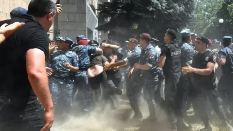 Ժամը 22:00-ի դրությամբ հոսպիտալացվել է 35 քաղաքացի. ՀՀ ԱՆ