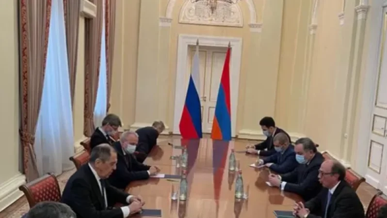 ՀՀ և ՌԴ արտգործնախարարները կարճատև հանդիպում են ունեցել. Զախարովա