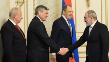 Փաշինյանն ընդունել է Լավրովին և նրա ղեկավարած պատվիրակությանը