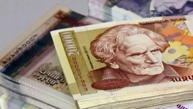 Դատախազ ստացել է առանձնապես խոշոր չափերով՝ 2․500․000 դրամ կաշառք