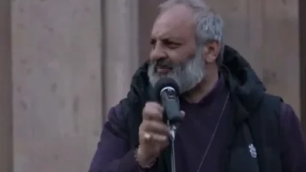 ՏԵՍԱՆՅՈՒԹ.  Մի բառ ասե՜ք, տղամարդ չե՞ք. Բագրատ Սրբազանը՝ պատգամավորներին, կառավարության անդամներին