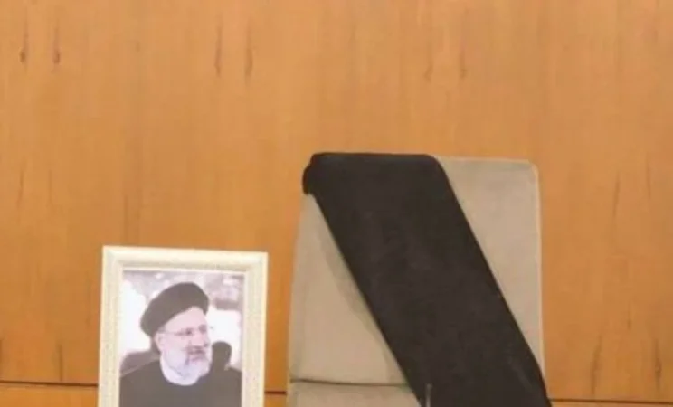 Էբրահիմ Ռաիսիի դատարկ աթոռը` կառավարության արտահերթ նիստում