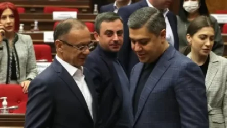 Ինչի մասին են խոսել Վանեցյանն ու Օհանյանը՝ Վանեցյանի մանդատը վայր դնելուց առաջ