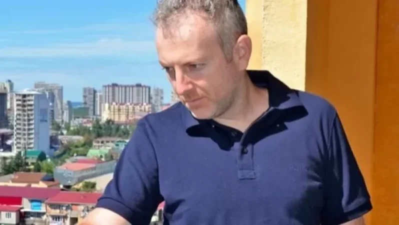 Խաղաղության պայմանագիր դեռ երկար ժամանակ չի լինի. Լապշինը՝ Երևանի և Բաքվի «խաղերի» մասին