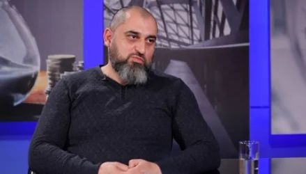 Գյումրիում չորս հոգու տեղափոխեցին ձերբակալվածներին պահելու վայրեր, ևս 18 հոգի քննչականում են. իրավապաշտպան