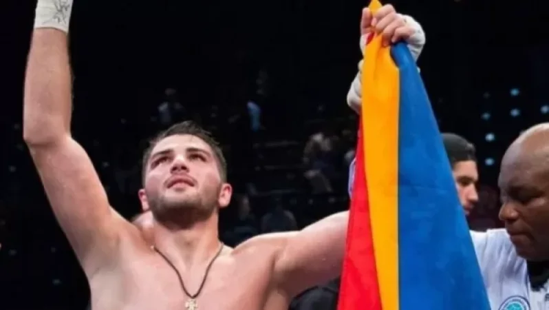 Ես հանցագործ չեմ, զինծառայությունից չեմ փախել․ պրոֆեսիոնալ բռնցքամարտիկ Էրիկ Բազինյան