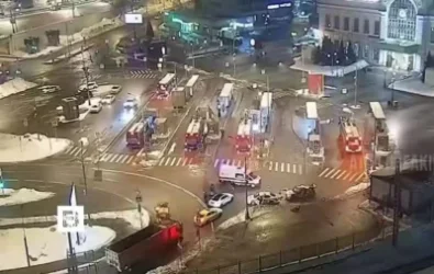 Կադրեր Մոսկվայում տեղի ունեցած մեքենայի ուժգին պայթյունից