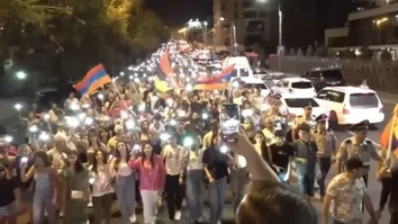 ՏԵՍԱՆՅՈՒԹ. Ընդդիմությունը երթ է անում. Երևանն այս պահին (տեսանյութ)