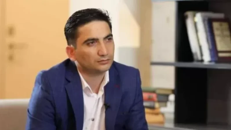 Երգիչները հրաժարվել են տված խոստումից և չեն գնացել Բերձոր. ինչ է պատմում Հոխիկյանը