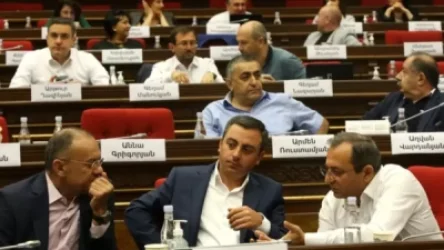 Ընդդիմադիր պատգամավորները մանդատից չեն զրկվի