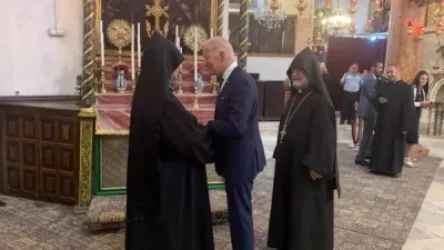 Ջո Բայդենն այցելել է հայկական եկեղեցի