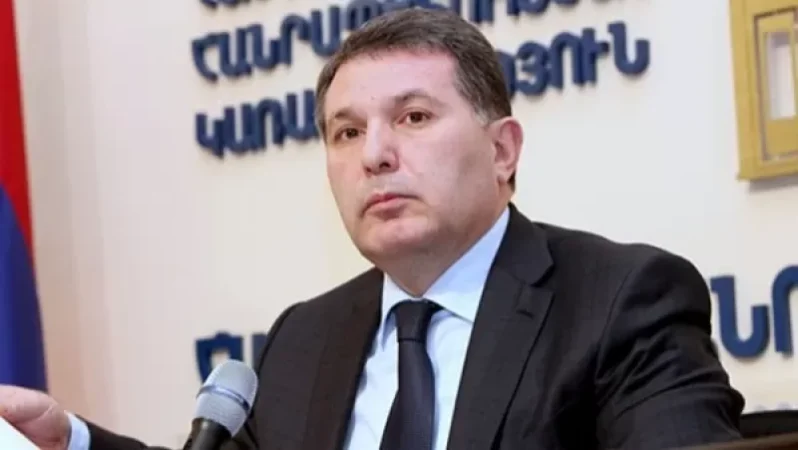 Հետախուզման մեջ գտնվող Արամ Հարությունյանը շարունակում է տնօրինել ժամանակին սեփականաշնորհած «Հայարդնախագծի» շենքը․ «Հրապարակ»