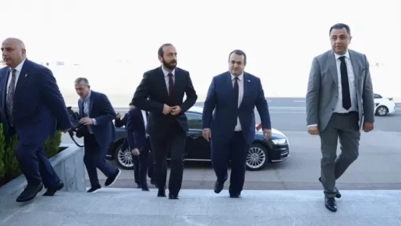 Միրզոյանը ժամանեց Թբիլիսի՝ հանդիպելու Բայրամովին