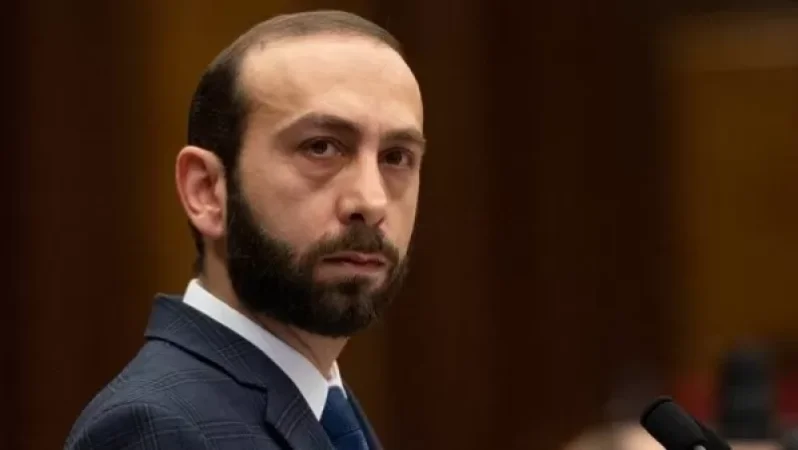 Արարատ Միրզոյանը գործուղումից 1-2 օր առաջ մեկնում է անհայտ ուղղությամբ և գործուղումն ավարտելուց հետո անհետանում․ «Հրապարակ»