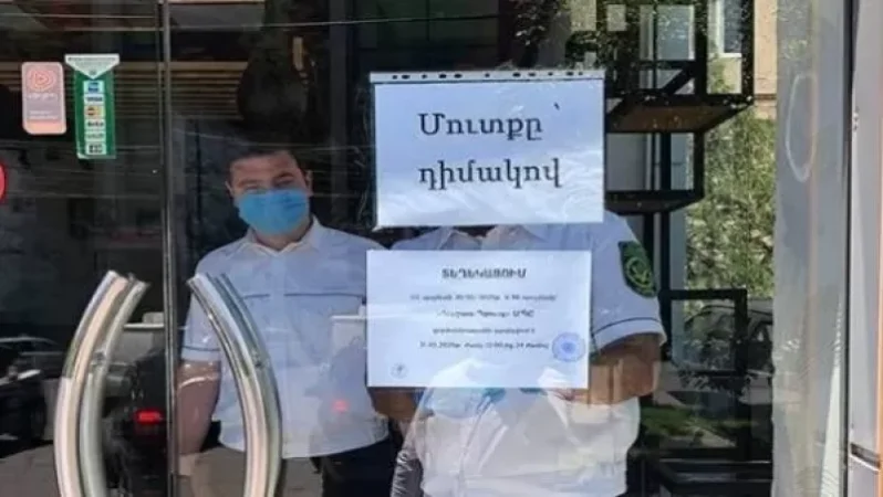 24 ժամով կասեցվել է Գնունի փողոցում գործող շինանյութի առևտրի կետերից մի քանիսի գործունեությունը