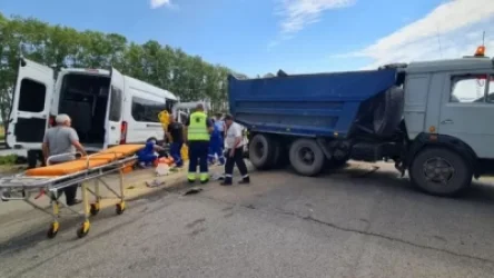 Ուֆայի մերձակայքում ուղևորներով  միկրոավտոբուսը մխրճվել է «Կամազի» մեջ. 6 մարդ մահացել է