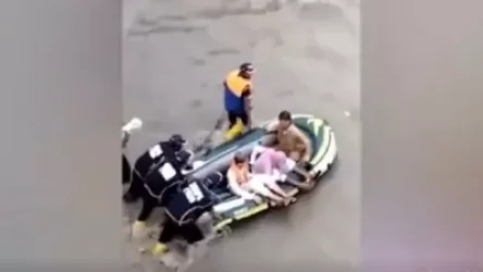 ՏԵՍԱՆՅՈՒԹ. Տներն ու ավտոմեքենաները մնացել են ջրի տակ. Պակիստանում զոհերի թիվը 300-ից ավելի է