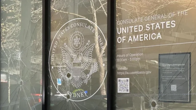 Սիդնեյում անհայտ անձը կոտրել է ԱՄՆ գլխավոր հյուպատոսության ապակիները