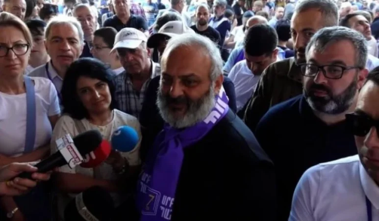 Վերաձևակերպել ենք մեր շարժման տրամաբանությունը, այդ մասին կիմանաք մոտակա օրերին․ Բագրատ Սրբազան