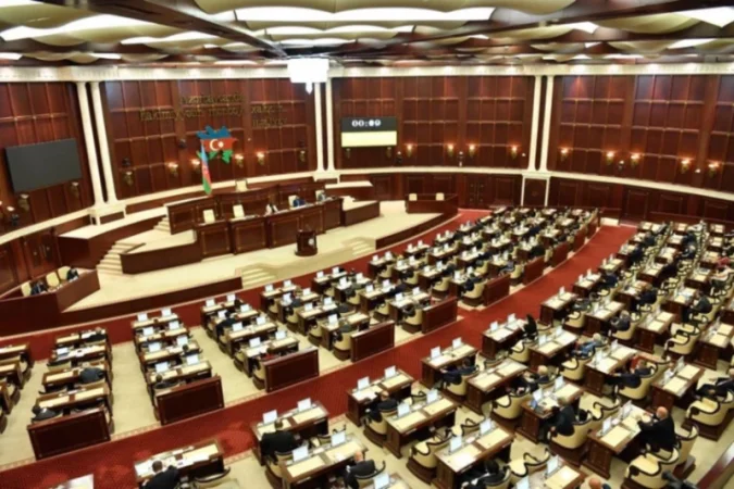 Ադրբեջանի խորհրդարանը կլուծարվի, արտահերթ ընտրություններ կանցկացվեն