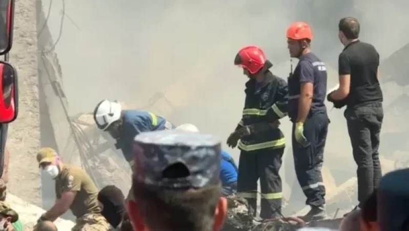 «Սուրմալու» առևտրի կենտրոնում որոնողափրկարարական աշխատանքները շարունակվում են