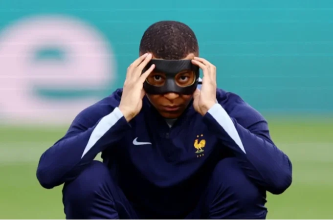 Մբապեն տեսողության հետ խնդիրներ ունի. Դիդյե Դեշամ