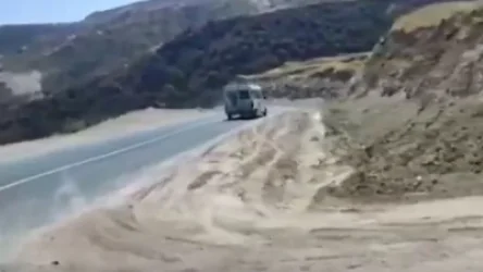 Ինչո՞ւ են այլընտրանքային երթուղով երբեմն ադրբեջանական մեքենաներ անցնում