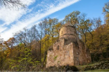 Աղավնավանք գյուղի եկեղեցու մոտակայքում քաղաքացու դի են հայտնաբերել