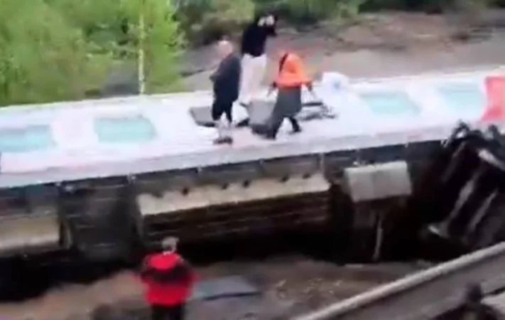 Հայտնի է դարձել Կոմիում գնացքի ռելսերից դուրս գալու հետևանքով զոհերի թիվը