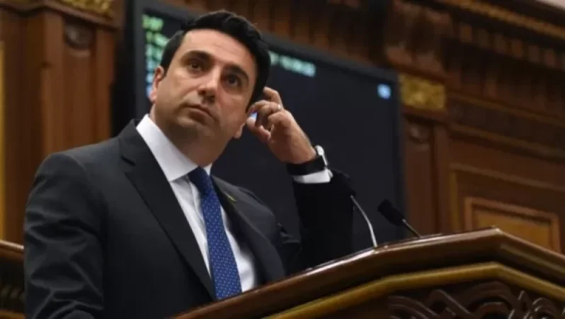 Չեմ սպառնում, ուղիղ ասում եմ․ Ալեն Սիմոնյանը՝ ընդդիմադիրներին մանդատից զրկելու մասին