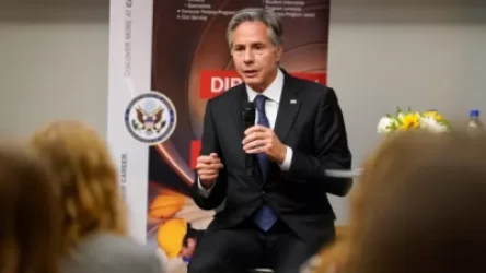 Ողջունում ենք Ադրբեջանի և Հայաստանի միջև ռազմական գործողությունների դադարեցումը. Բլինքեն