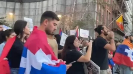 Ամերիկահայերը բողոքի են դուրս եկել