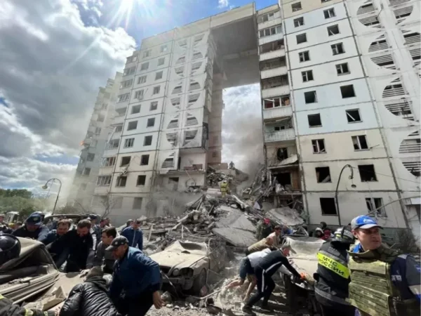 ՌԴ-ում Հայաստանի դեսպանն այցելել է Բելգորոդ և ցավակցել քանդված տան բնակիչներին