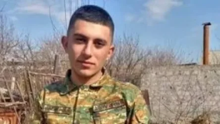 Էդմոնը մարտական գործողություններից 15 օր առաջ վերադարձել էր տուն՝ մասնակցելու մեծ քրոջ հարսանիքին