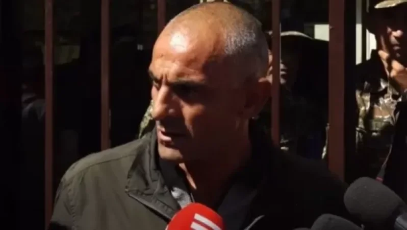 Երկու ամսվա զինծառայողին առանց պատասխանատուի տարել են դիրքեր, ամսի 15-ից լուր չկա․ զինվորի հայր