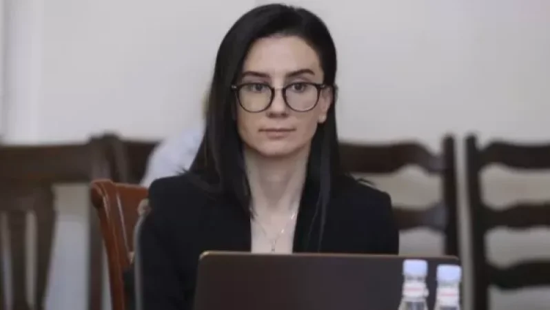 Գլխավոր դատախազը ևս մեկ պաշտոնյայի է ազատել աշխատանքից