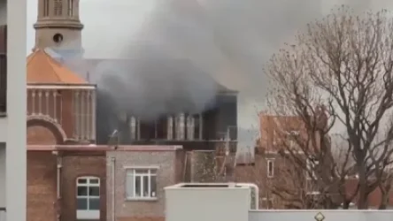 Հրդեհ` Ֆրանսիայի Սբ. Պետրոս և Պողոս եկեղեցում