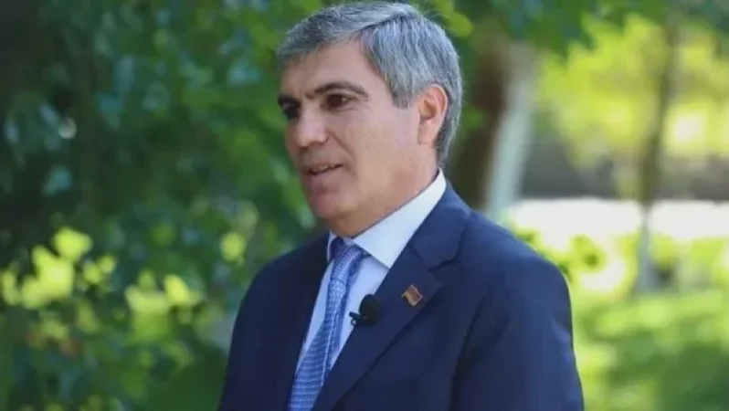 Թշնամու հետ շփման 2 տարբերակ կա. Արամ Սարգսյան